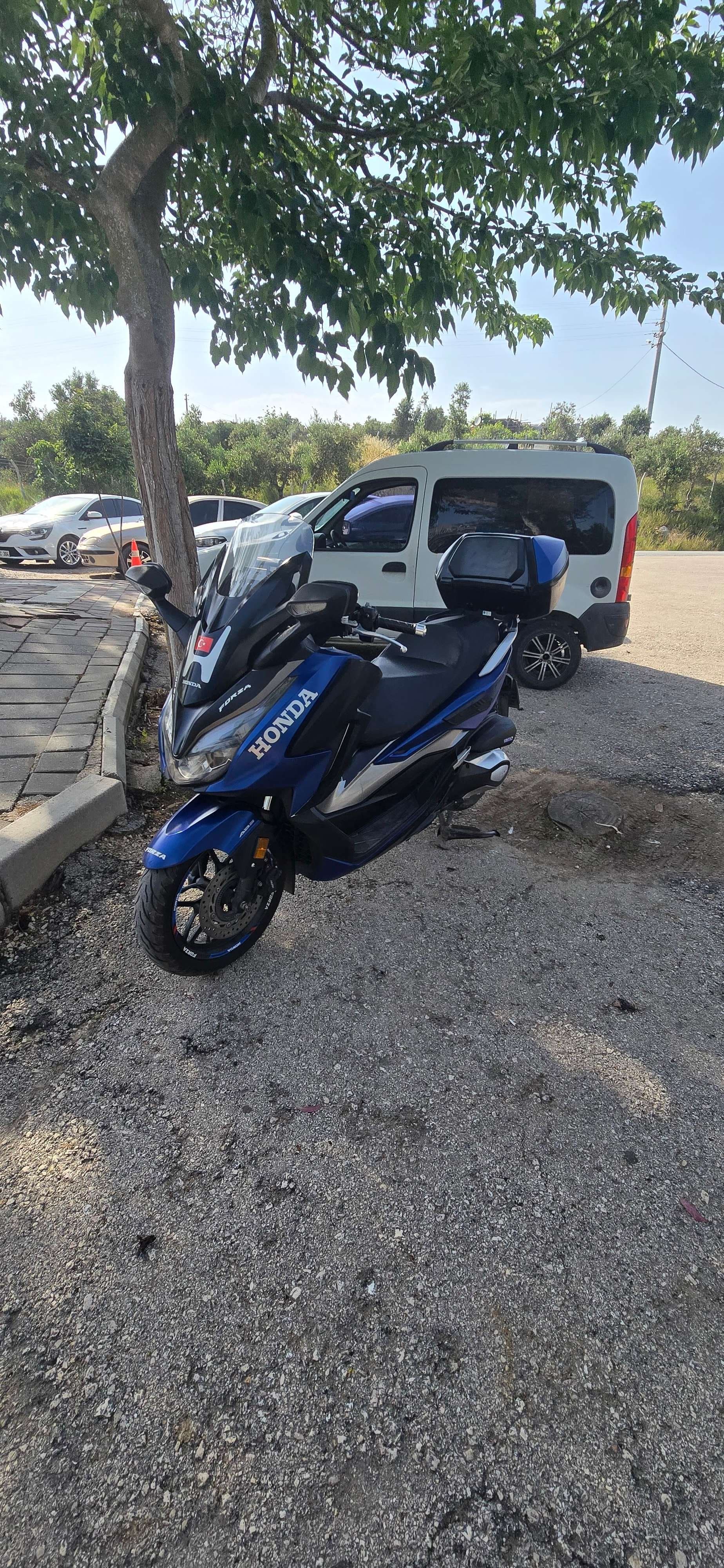 Honda Forza 250 Temiz Çantalı Tramersiz