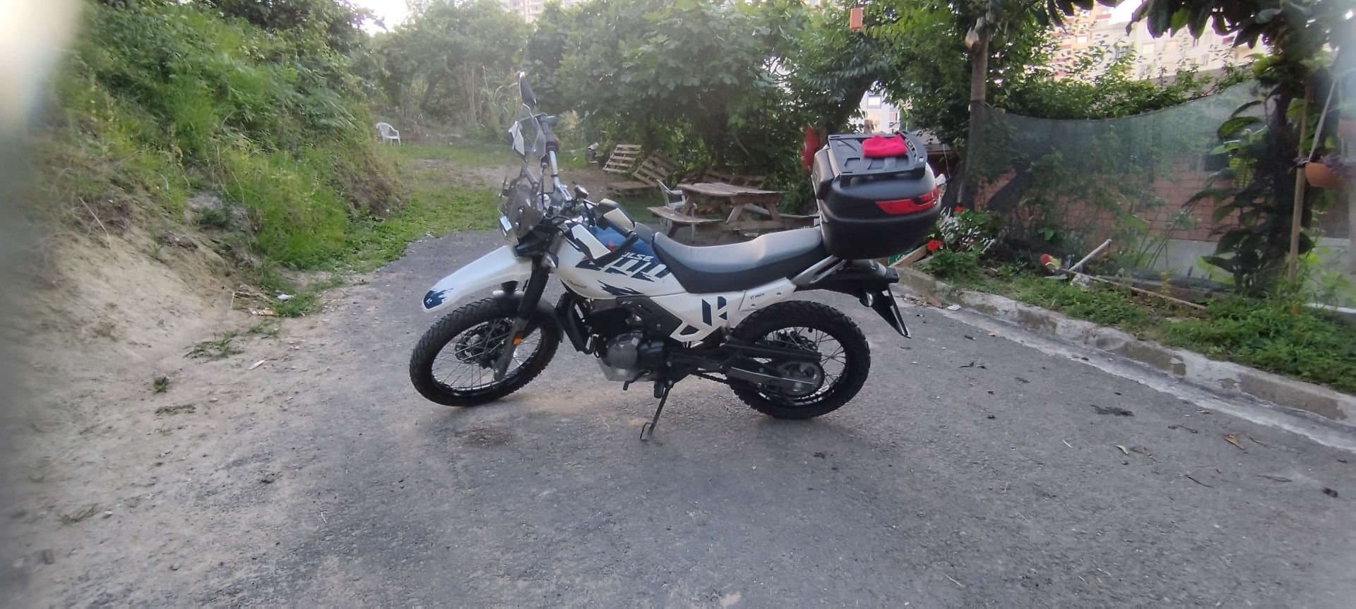 Hero XPulse 200 4v Pro Sıfır ayarında.
